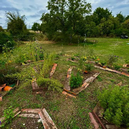 Vendégház La Des Charentes *